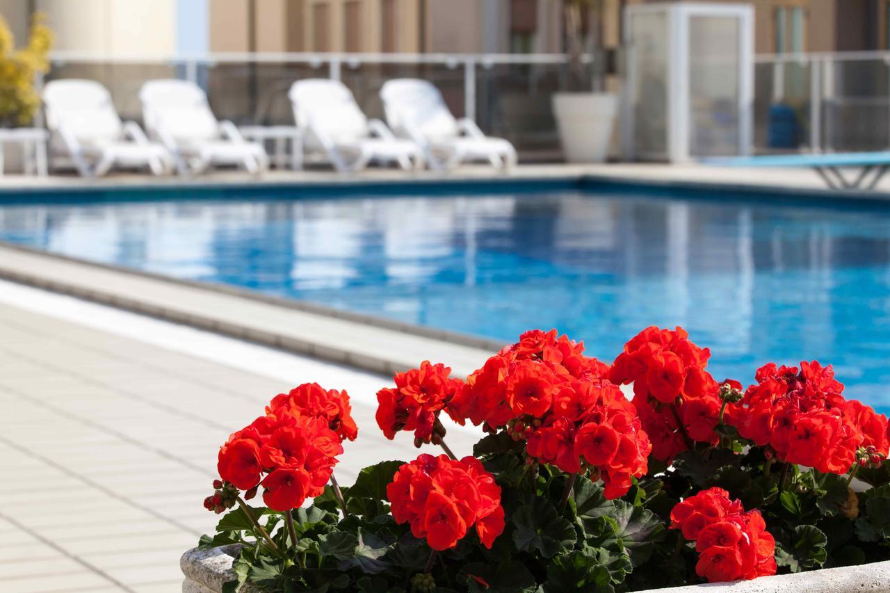 Hotel Rosanna 3 Stelle Superior リド・ディ・イエゾロ エクステリア 写真