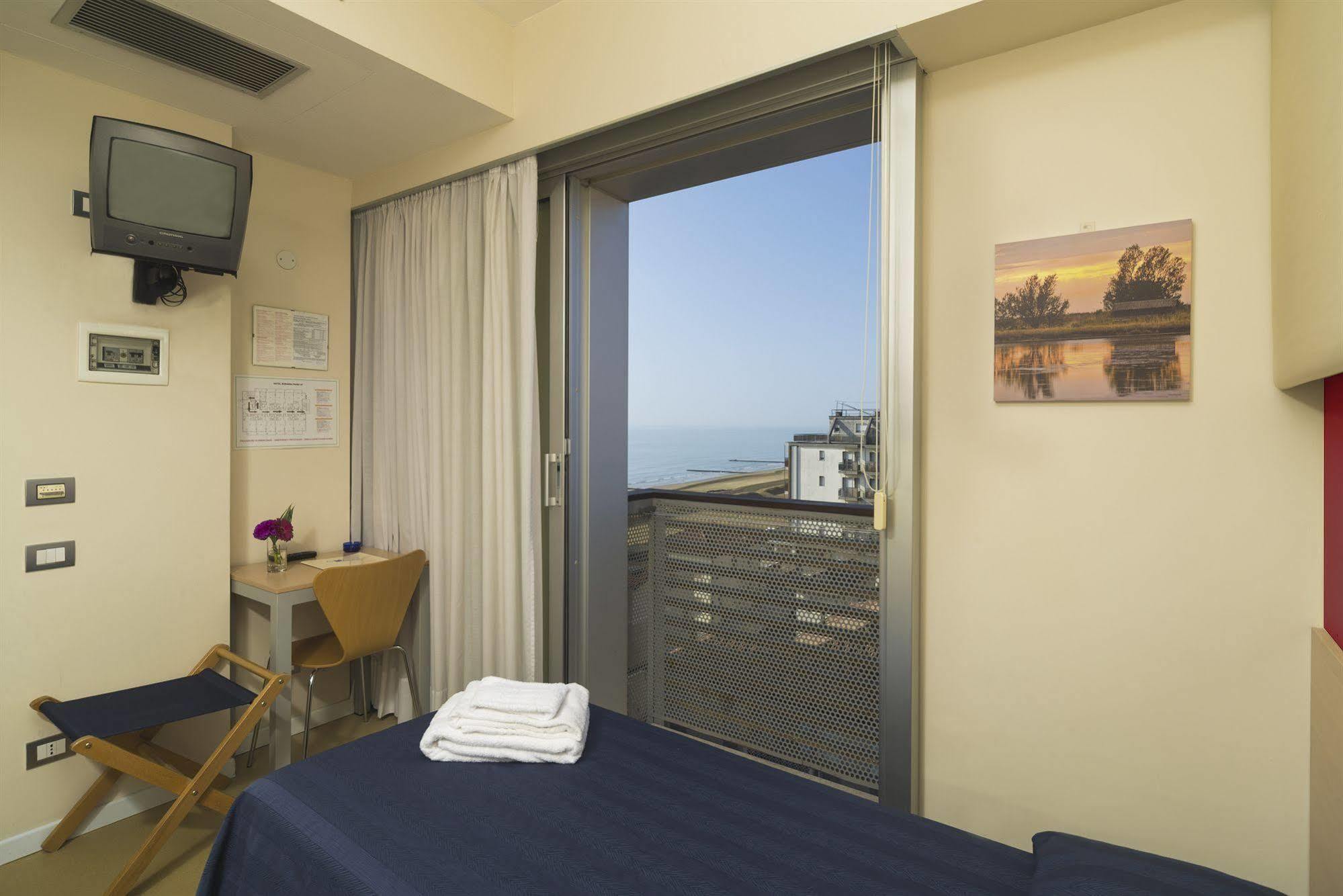 Hotel Rosanna 3 Stelle Superior リド・ディ・イエゾロ エクステリア 写真